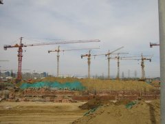 揚(yáng)塵在線自動(dòng)監(jiān)控系統(tǒng)，可用于施工區(qū)域的空氣質(zhì)量監(jiān)測(cè)